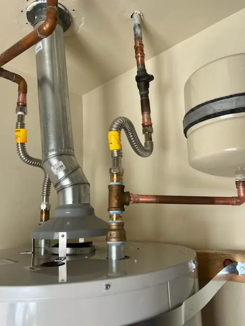 Water heater installation and plumbing repair in Dunnigan